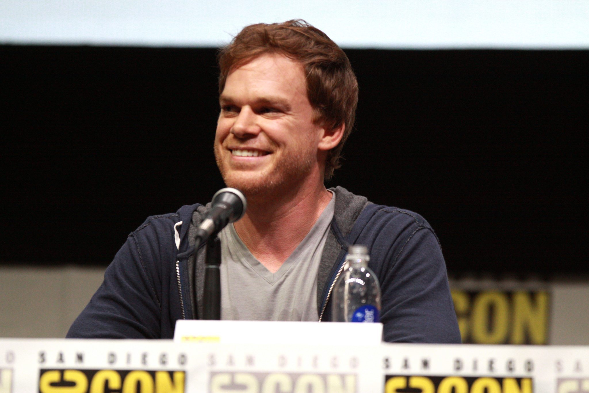michael c hall cats famous men who love cats